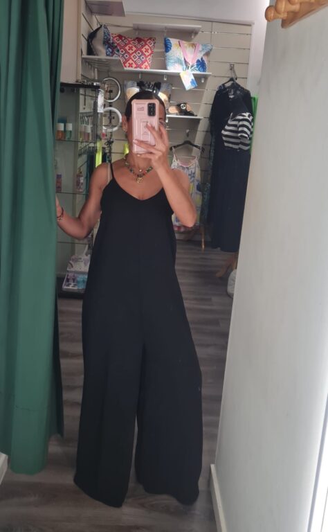 mono negro largo