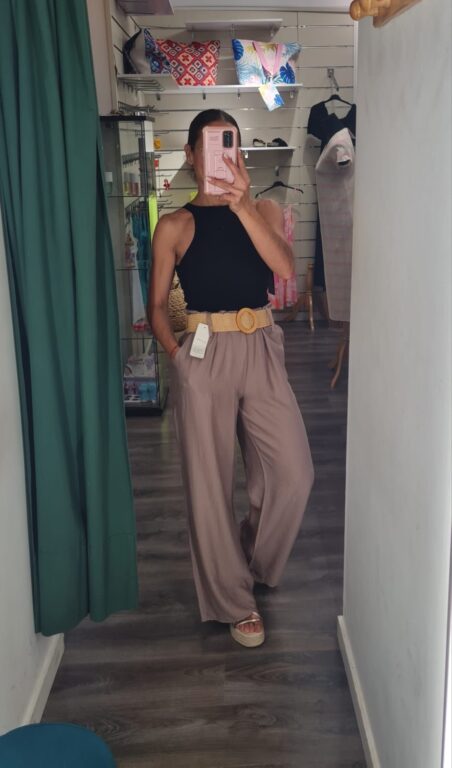 pantalón topo con cinturón