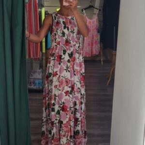 vestido flores fondo blanco