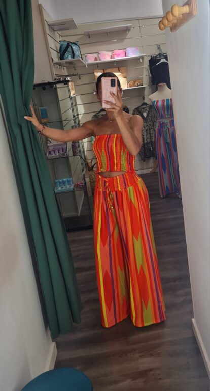 conjunto top tonos naranjas