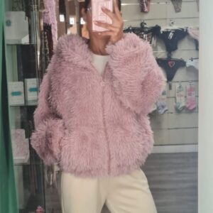 chaqueta pelos rosa
