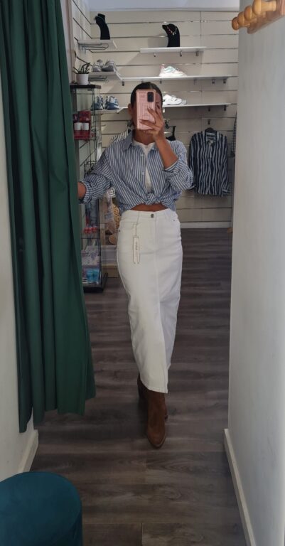 camisa celeste rayas