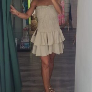 mono beige palabra honor
