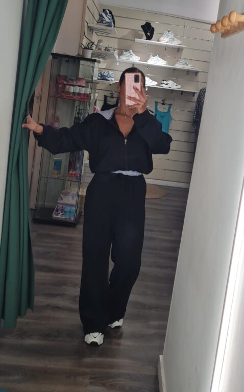 conjunto negro sport cremallera