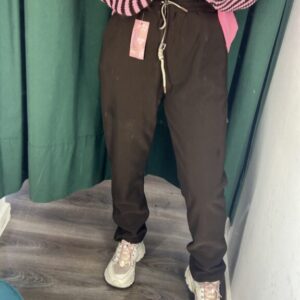 pantalon marron 7,95€