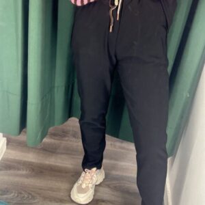 pantalon negro 7,95€