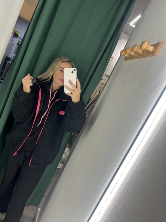 La Mona Complementos