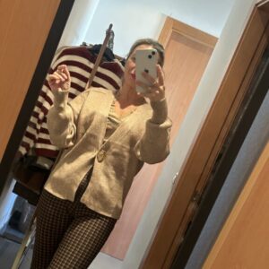 rebeca topo piedra dorado