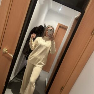 conjunto punto vainilla cuello alto