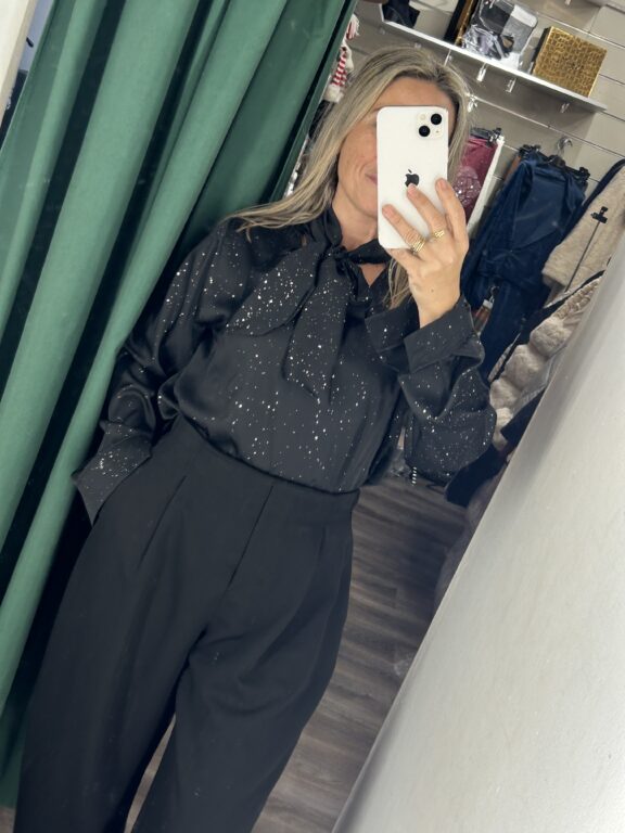 camisa lazo negra con brillo