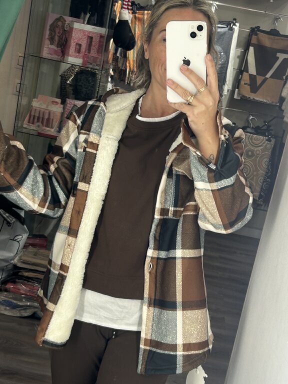 chaqueta cuadros marron