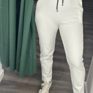 pantalón blanco piel melocotón