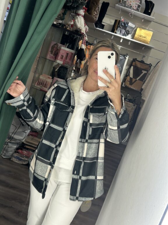 chaqueta cuadro negro