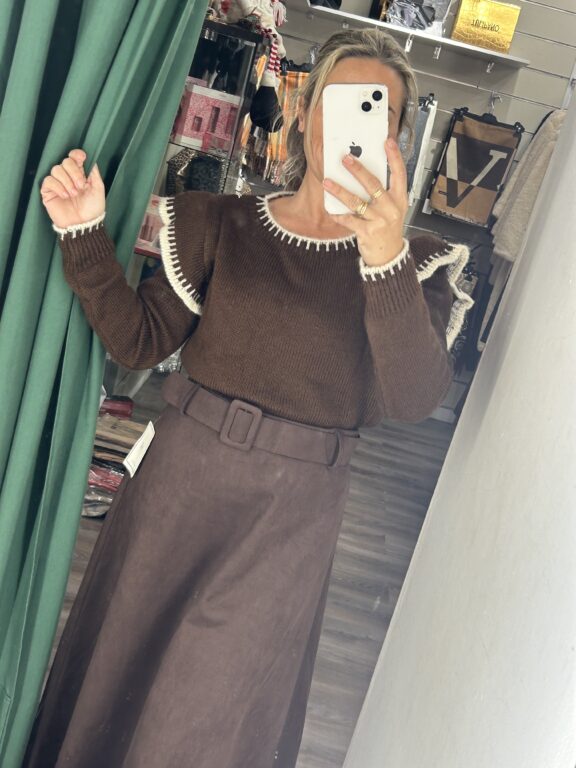 jersey marron filo blanco