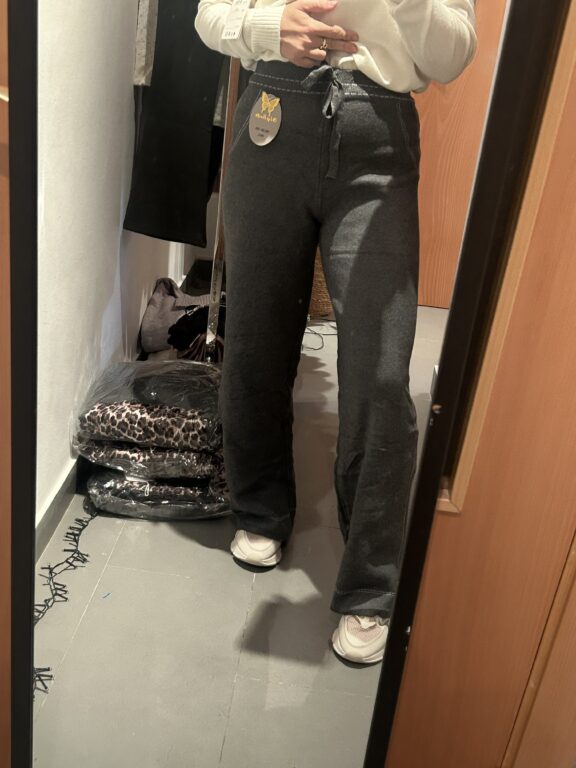 pantalón punto gris