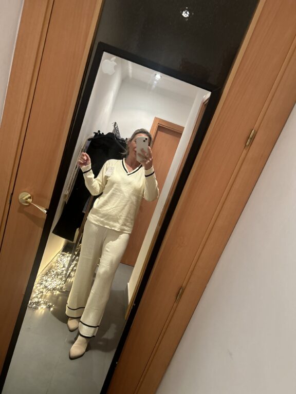 conjunto marfil raya negra