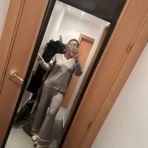 conjunto gris raya beige