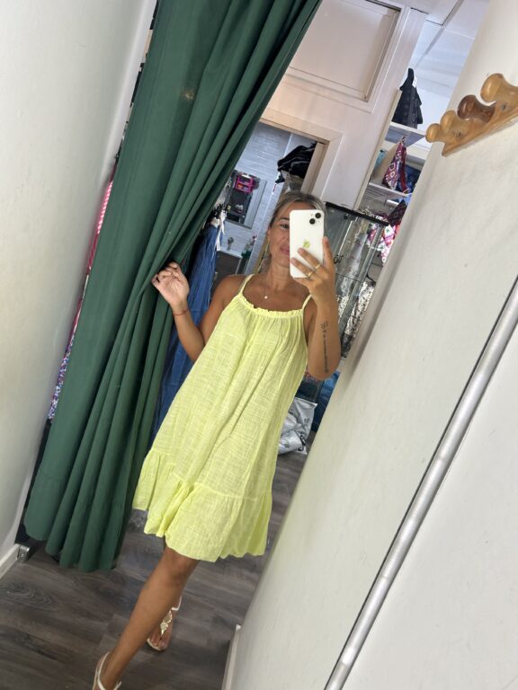 vestido fluor corto amarillo