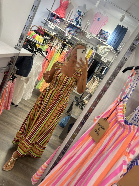 vestido multicolor mostaza