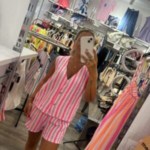 conjunto chalequillo fucsia y lila