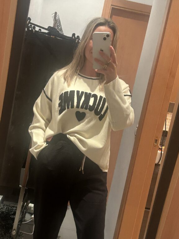 jersey marfil letras negra