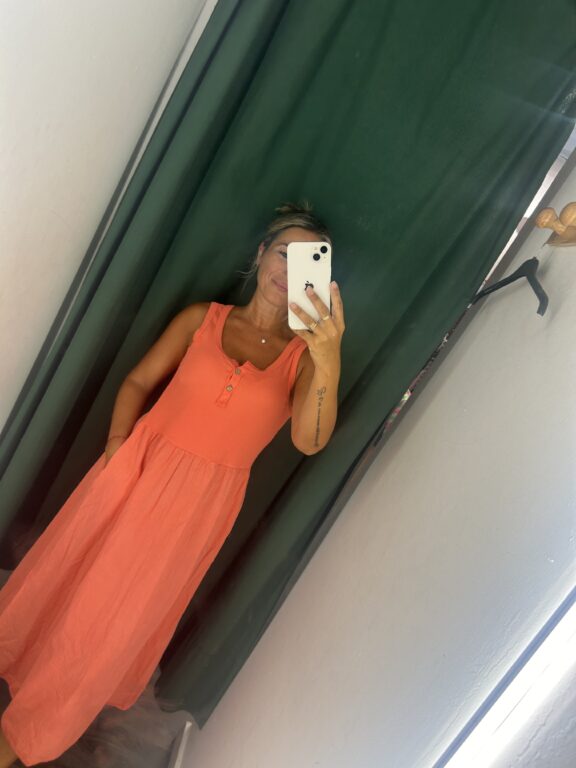vestido botones pecho coral