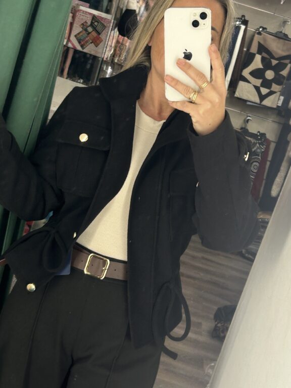 chaqueta paño negra