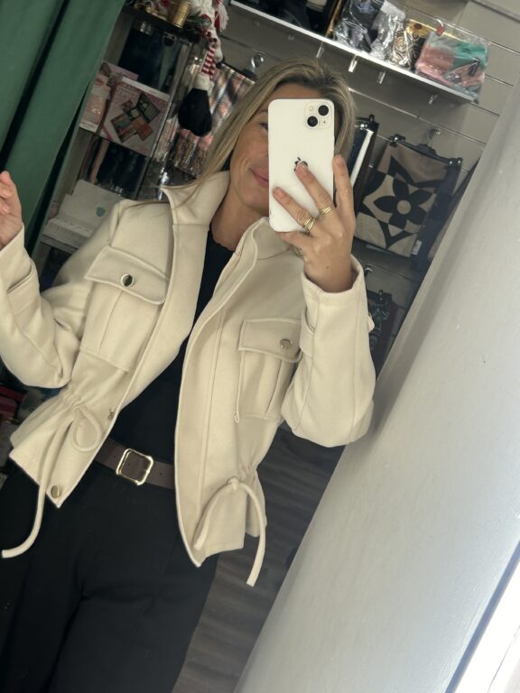 chaqueta paño beige