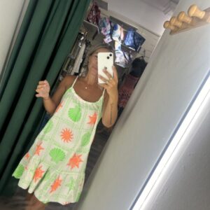 vestido verde y naranja concha