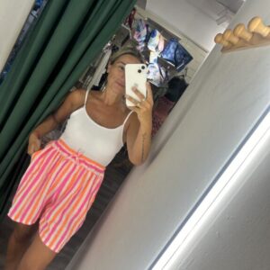 bermudas raya fucsia y naranja