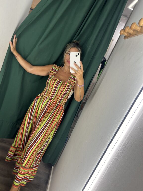 vestido multicolor verde