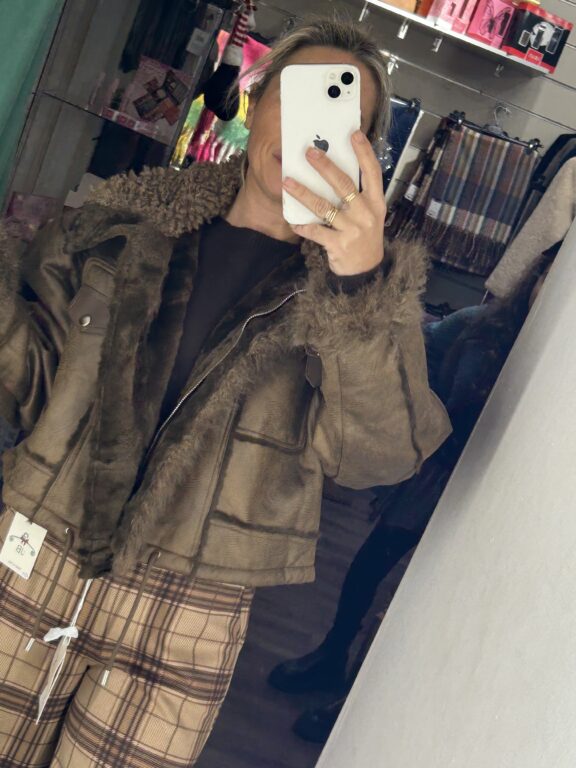 La Mona Complementos