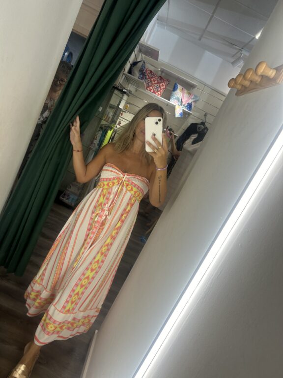 vestido palabra honor naranja y amarillo