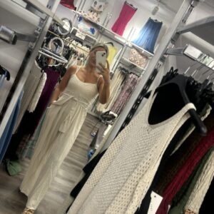 mono beige nuevo