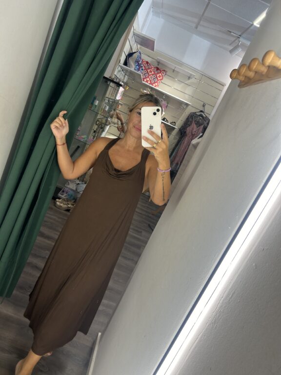 vestido marron algodon madera