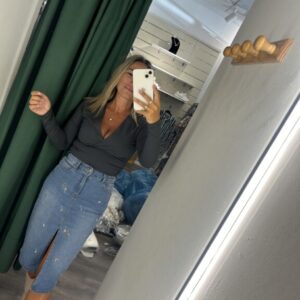 body escote gris