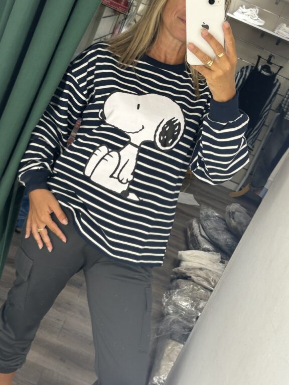 sudadera snoopy azul marino raya blanca
