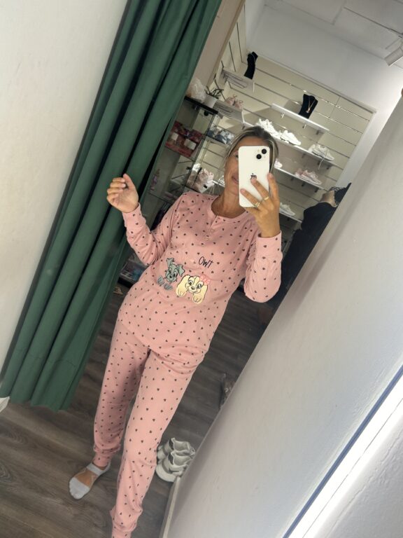 pijama dalmata rosa claro