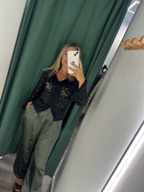pantalon saten verde