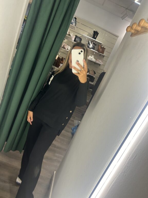 conjunto 2737 negro punto