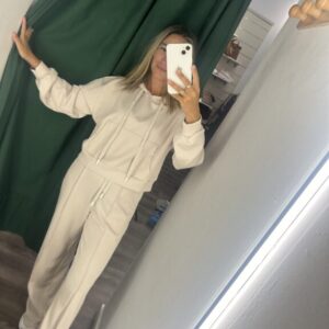 conjunto sport nuevo beige