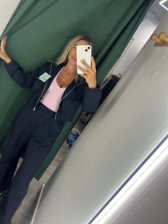 conjunto chaqueta azul marino dos bolsillos