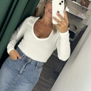 body blanco escote v