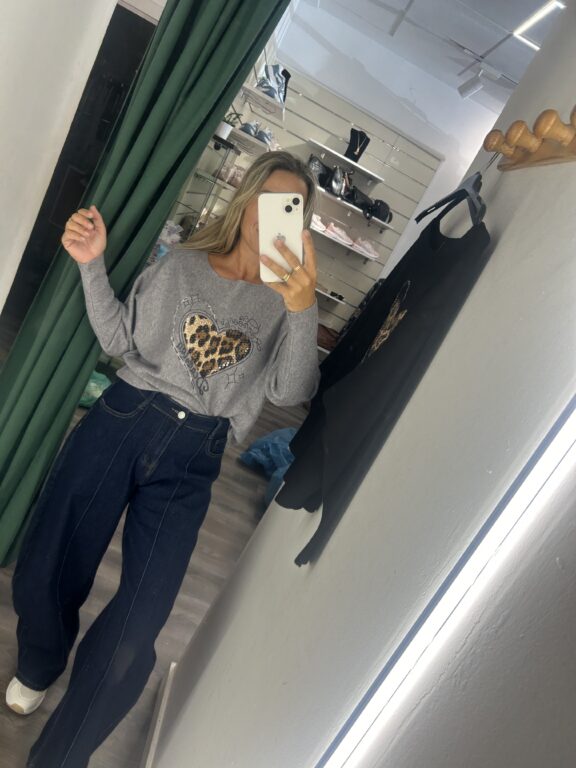 jersey corazon leopardo gris