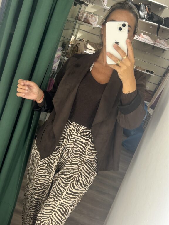 chaqueta antelina marron