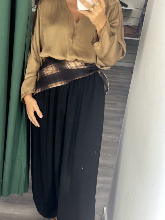 pantalon pañuelo negro