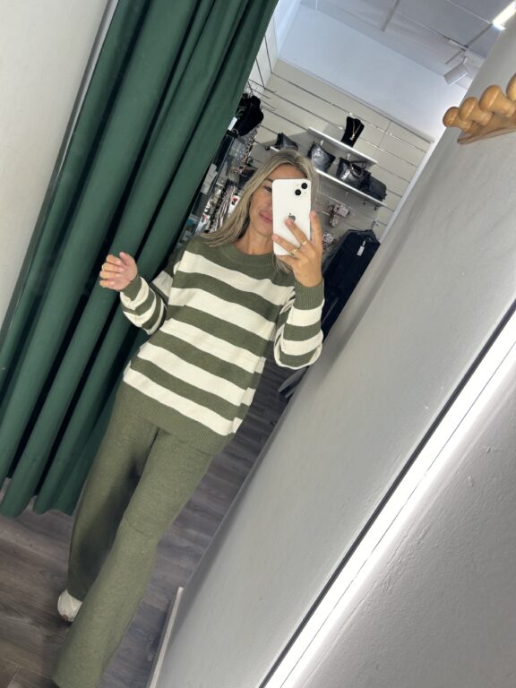 conjunto rayas verde