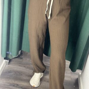 pantalon marrón chocolate promocion