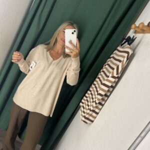 jersey cuello pico basico beige