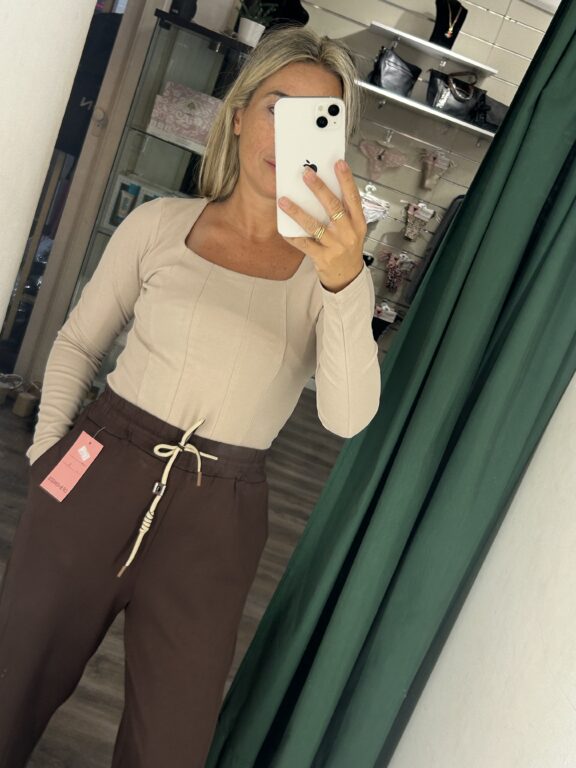 body beige rayita